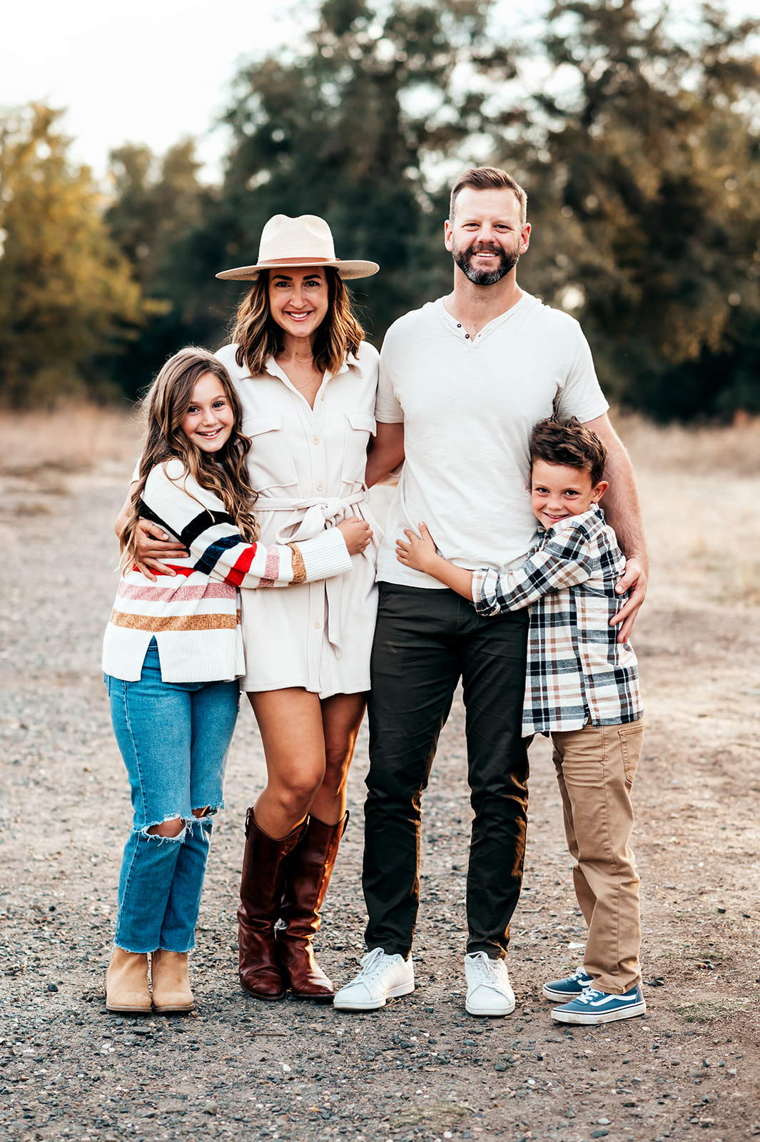 Family at a golden fall Folsom mini session — Britt Honey Photography